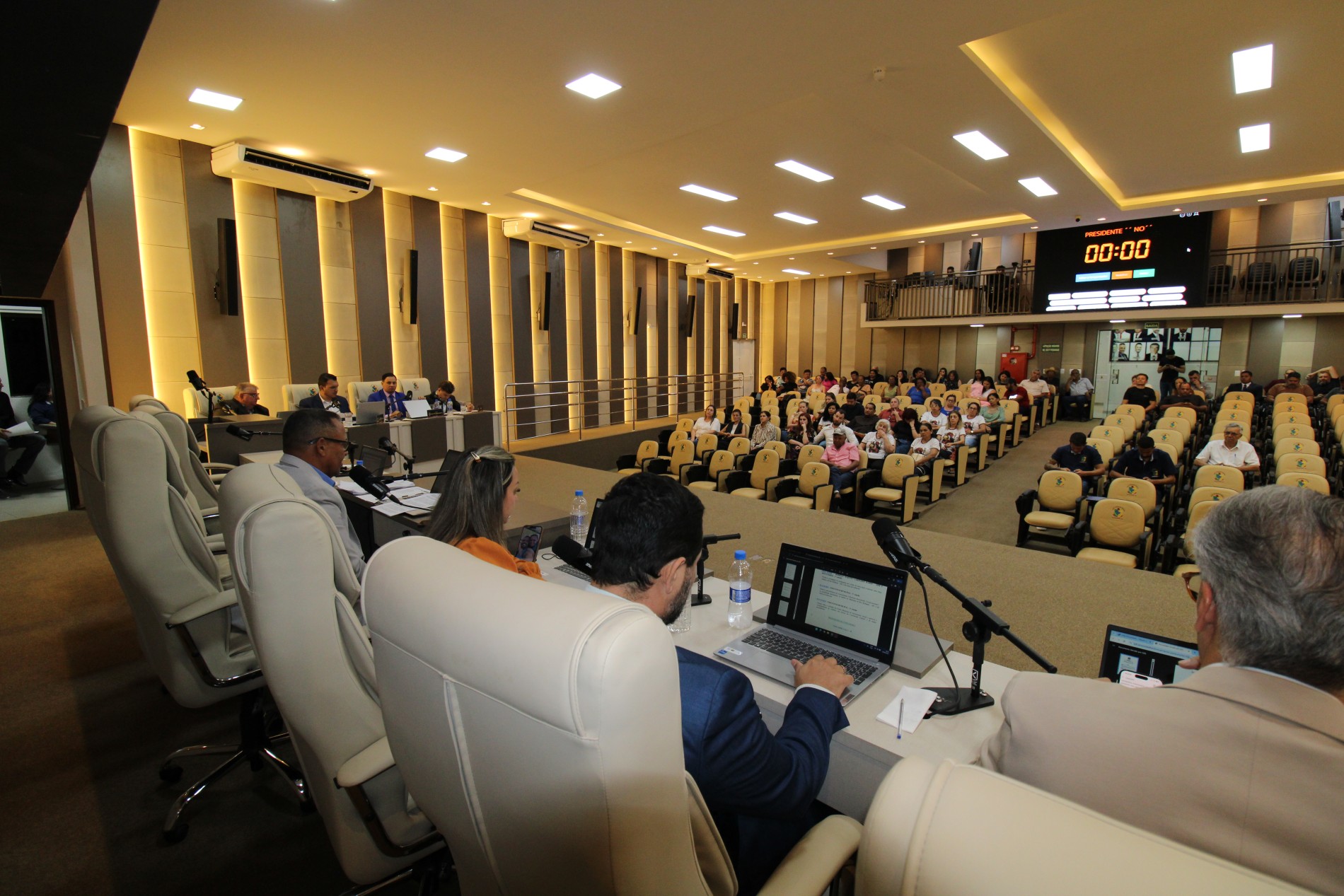 Câmara realizou 31ª Sessão Ordinária com debates sobre educação, saúde e políticas sociais